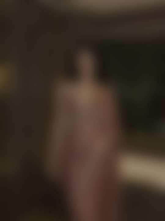 City lights, soft saree